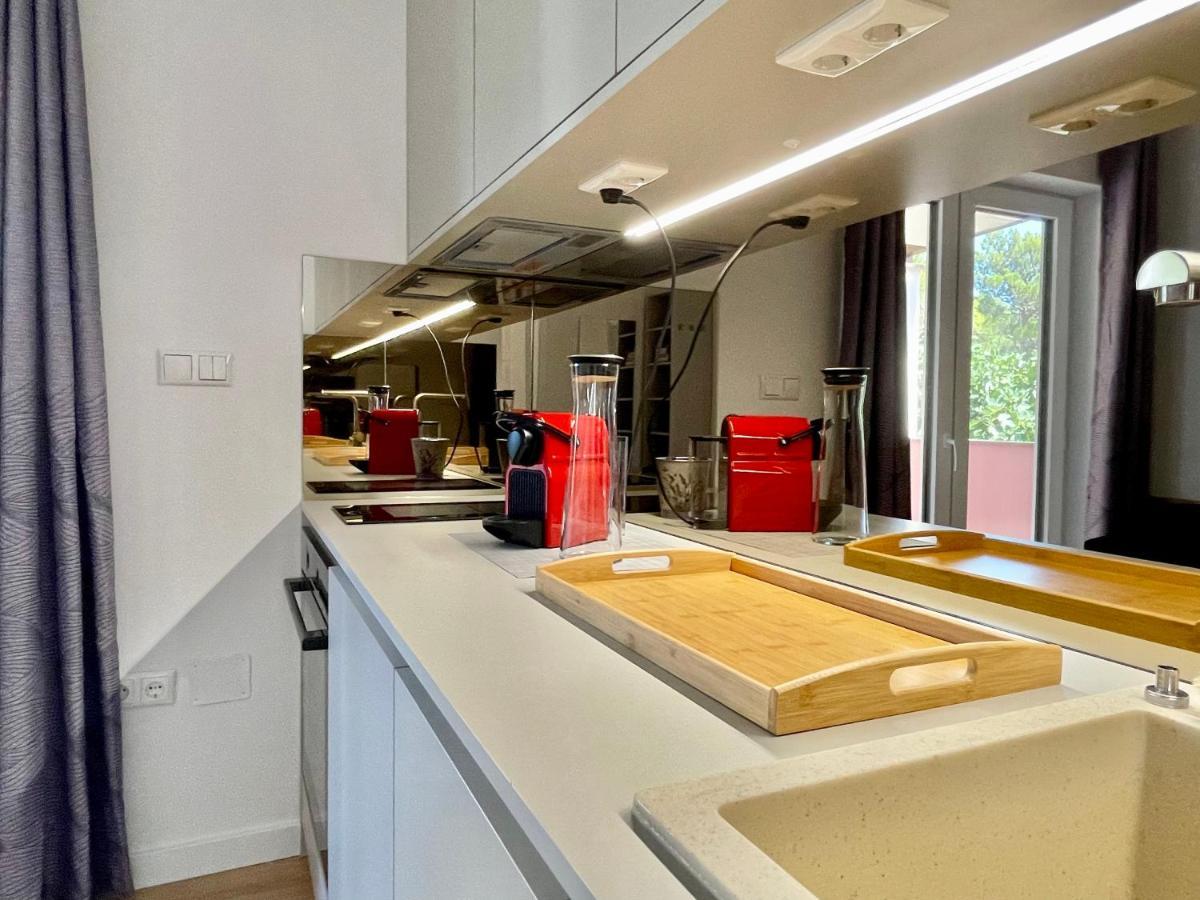Artatore24 - Modern And Stylish Apartments Mali Losinj Bagian luar foto