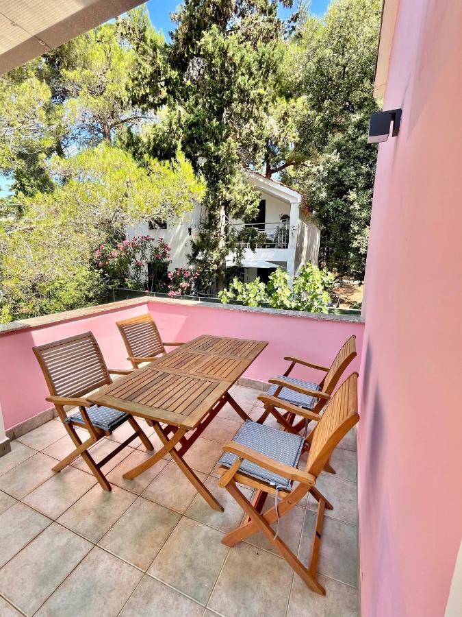 Artatore24 - Modern And Stylish Apartments Mali Losinj Bagian luar foto