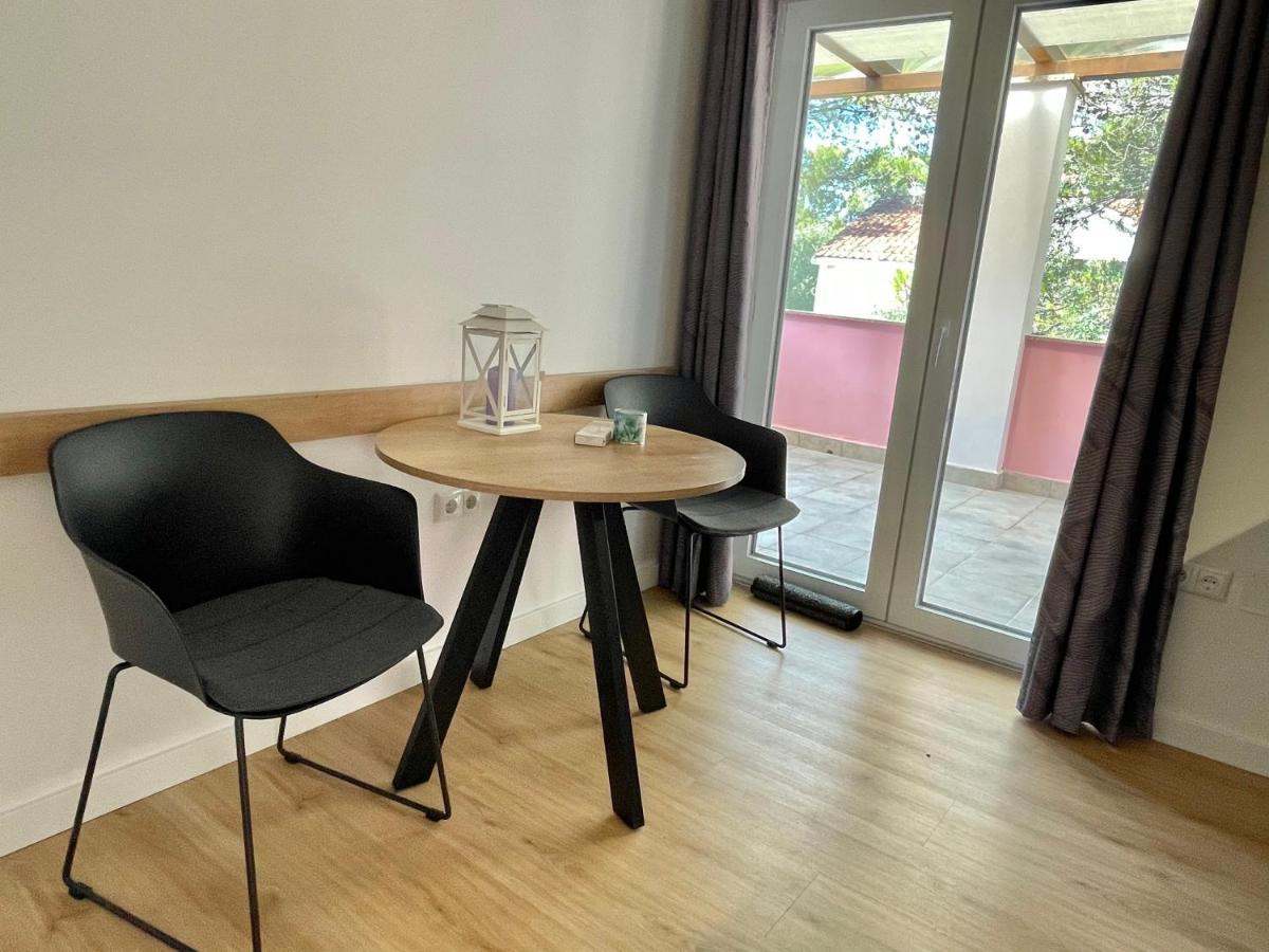 Artatore24 - Modern And Stylish Apartments Mali Losinj Bagian luar foto