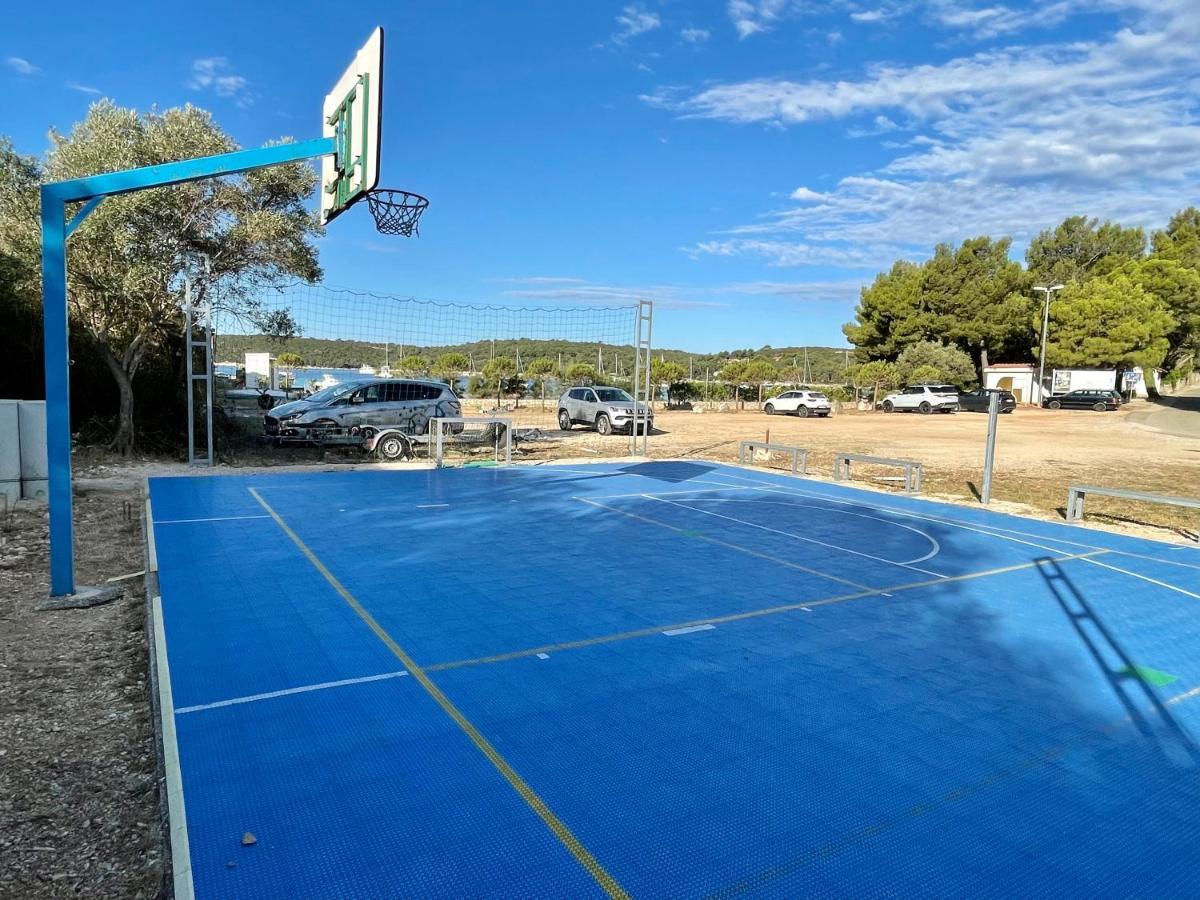 Artatore24 - Modern And Stylish Apartments Mali Losinj Bagian luar foto